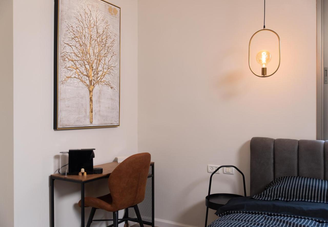 King'S Bed - Stay Royal And Stylish Bahai'S Garden 하이파 외부 사진